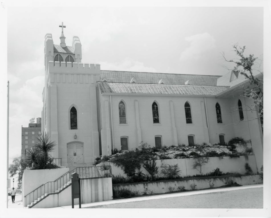 St. David's Episcopal Church
                        
