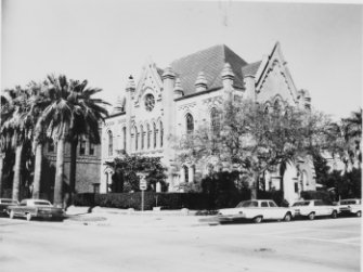 Front of Trinity Episcopal Church
                        