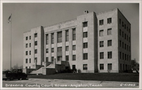 Brazoria County Courthouse 
                        