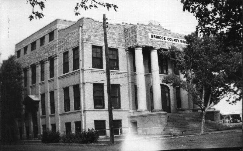 Briscoe County Courthouse 1960
                        