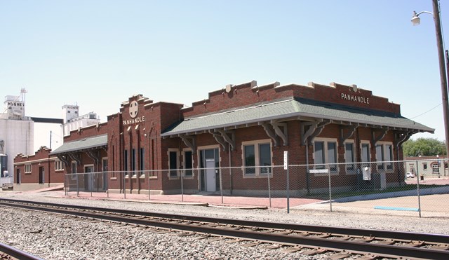 Atchison, Topeka, & Santa Fe Railroad Depot (RTHL)
                        